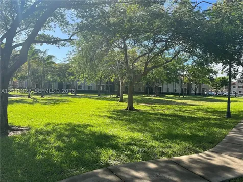 22631 SW 88th Place Cutler Bay FL 33190