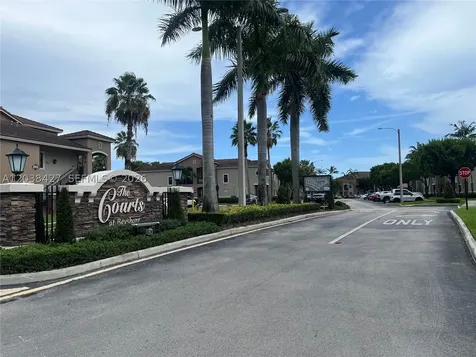22631 SW 88th Place Cutler Bay FL 33190