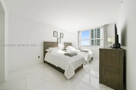 1155 Brickell Bay Drive Miami FL 33131