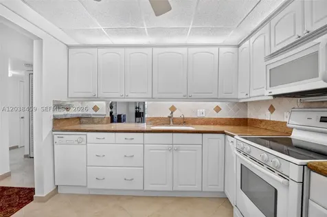 2615 NE 1st Court Boynton Beach FL 33435