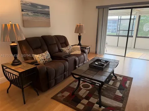 4960 E Sabal Palm Boulevard Tamarac FL 33319