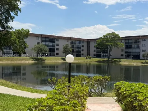 4960 E Sabal Palm Boulevard Tamarac FL 33319