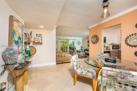 7483 SW 82nd Street Miami FL 33143