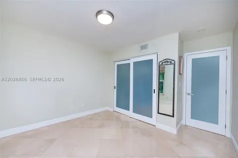 7483 SW 82nd Street Miami FL 33143