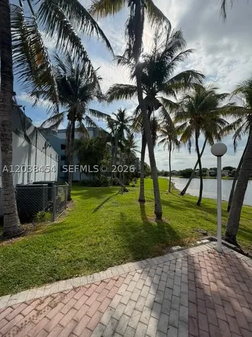 9375 Fontainebleau Boulevard Miami FL 33172
