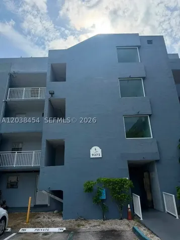 9375 Fontainebleau Boulevard Miami FL 33172