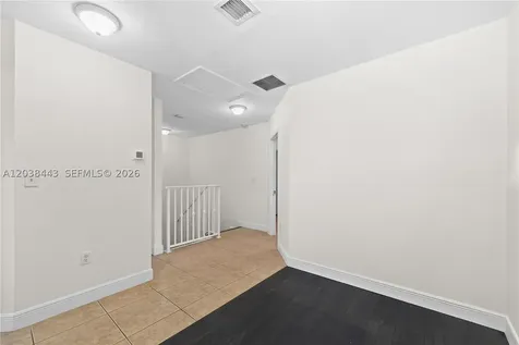 7362 NW 179th Terrace Hialeah FL 33015