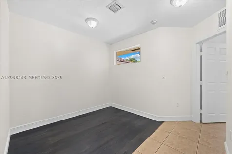 7362 NW 179th Terrace Hialeah FL 33015