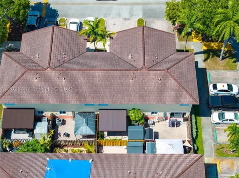 7362 NW 179th Terrace Hialeah FL 33015