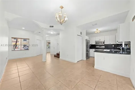 7362 NW 179th Terrace Hialeah FL 33015