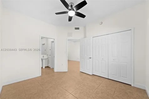 7362 NW 179th Terrace Hialeah FL 33015