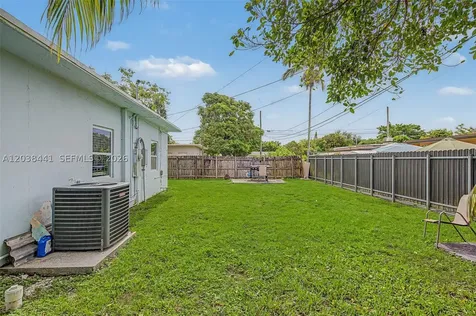 5910 SW 62nd Terrace South Miami FL 33143