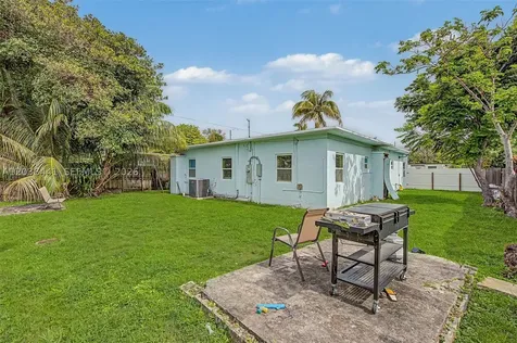 5910 SW 62nd Terrace South Miami FL 33143