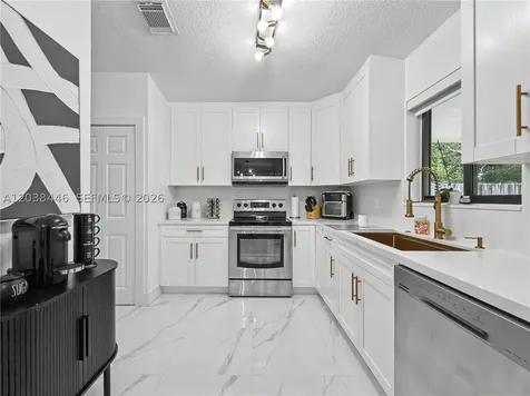21965 SW 125th Avenue Miami FL 33170