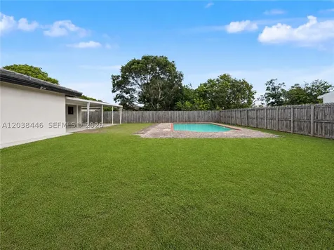 21965 SW 125th Avenue Miami FL 33170
