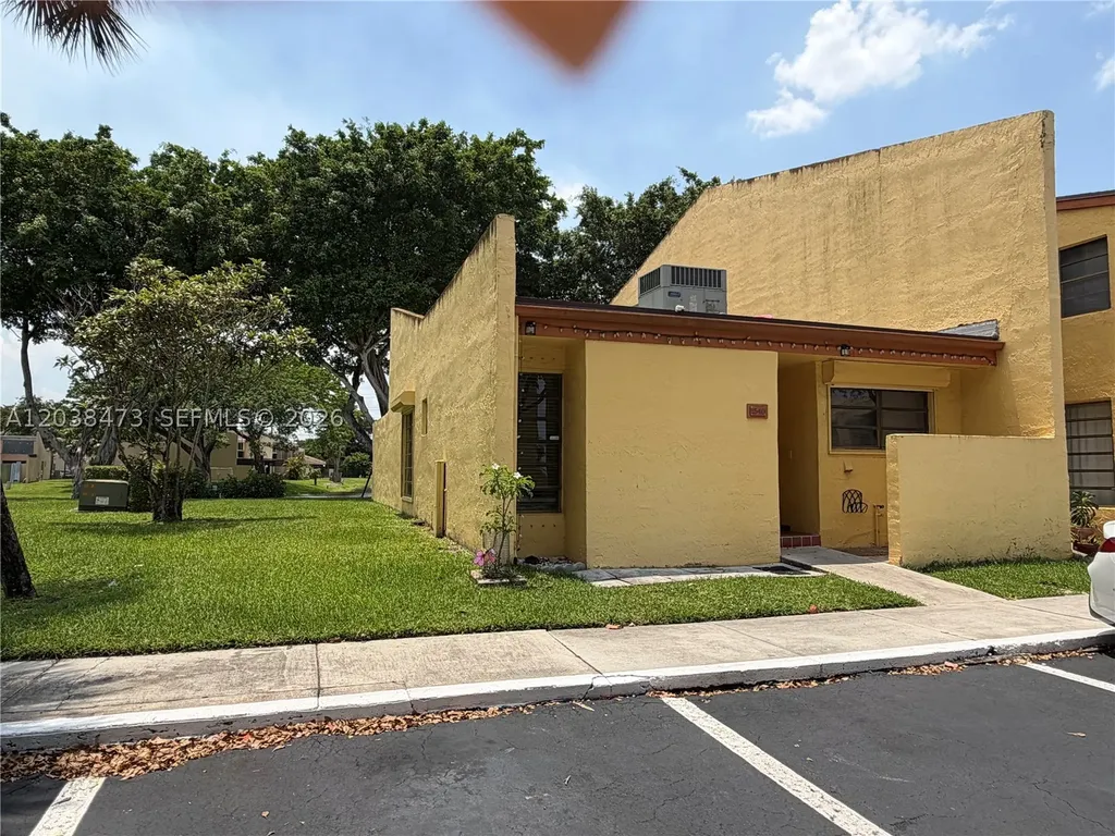 1540 NW 93rd Avenue Pembroke Pines FL 33024