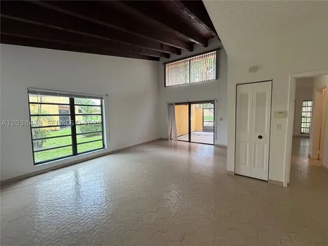 1540 NW 93rd Avenue Pembroke Pines FL 33024
