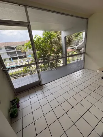 541 Blue Heron Drive Hallandale Beach FL 33009