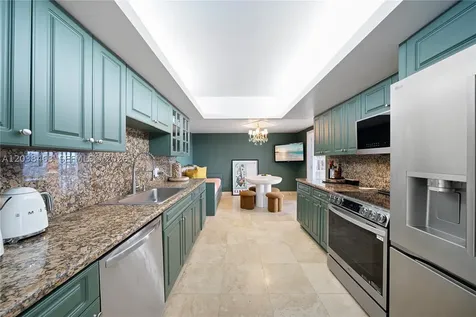 1800 NE 114th Street Miami FL 33181