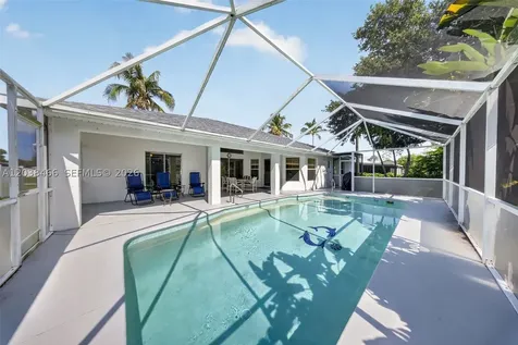 705 SW 9th Avenue Cape Coral FL 33991