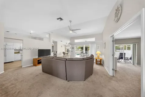 705 SW 9th Avenue Cape Coral FL 33991