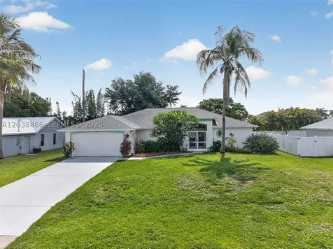 705 SW 9th Avenue Cape Coral FL 33991