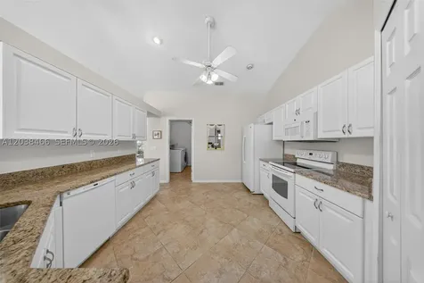 705 SW 9th Avenue Cape Coral FL 33991