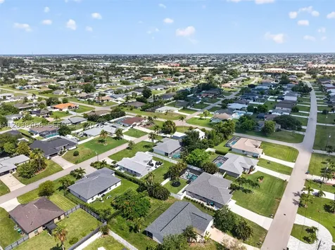 705 SW 9th Avenue Cape Coral FL 33991