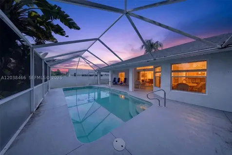 705 SW 9th Avenue Cape Coral FL 33991