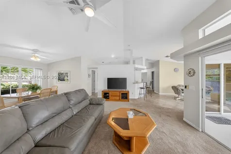 705 SW 9th Avenue Cape Coral FL 33991