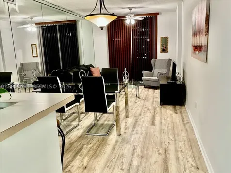 185 SE 14th Terrace Miami FL 33131