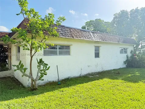 417 SW Natura Avenue Deerfield Beach FL 33441