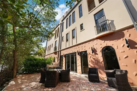 6232 Paradise Point Drive Palmetto Bay FL 33157