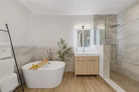 6232 Paradise Point Drive Palmetto Bay FL 33157