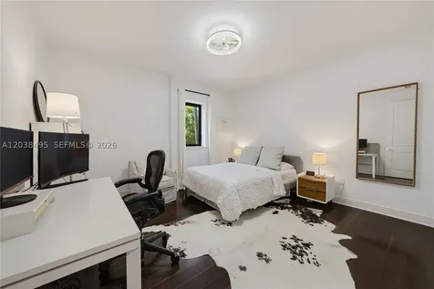 6232 Paradise Point Drive Palmetto Bay FL 33157