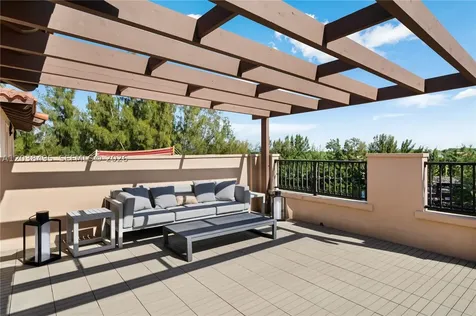 6232 Paradise Point Drive Palmetto Bay FL 33157