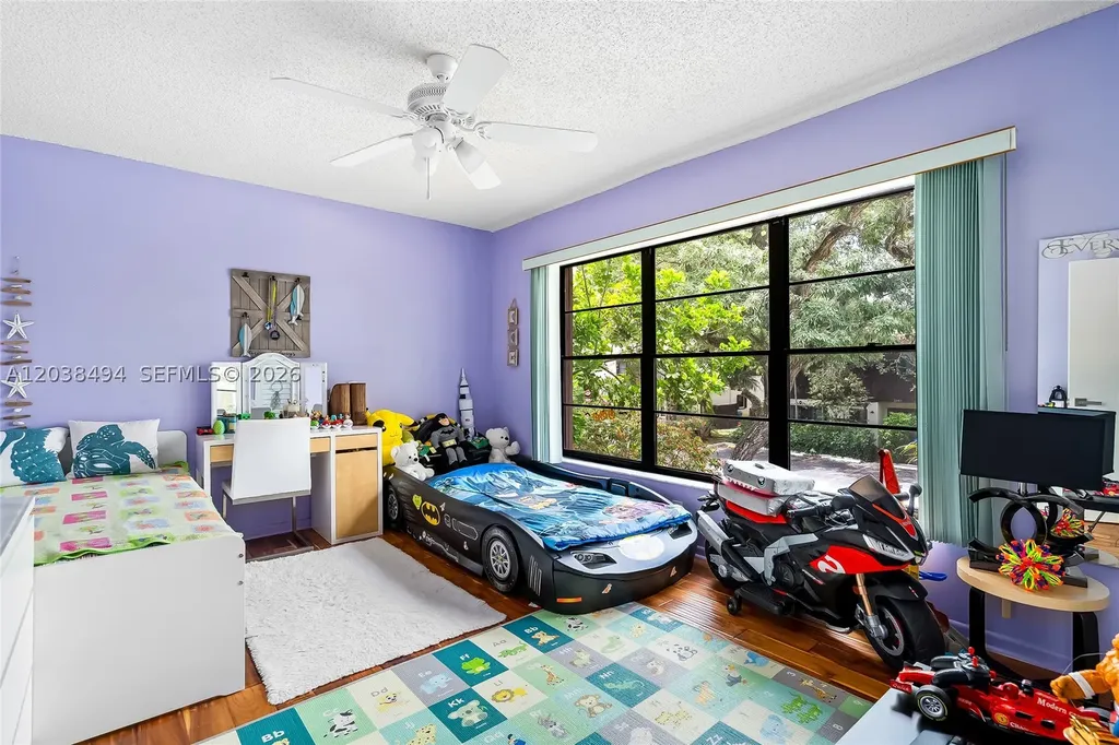 3340 Oak Drive Hollywood FL 33021