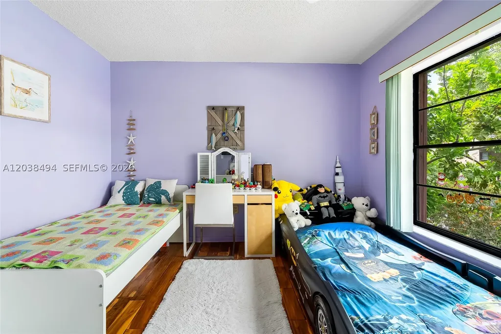 3340 Oak Drive Hollywood FL 33021