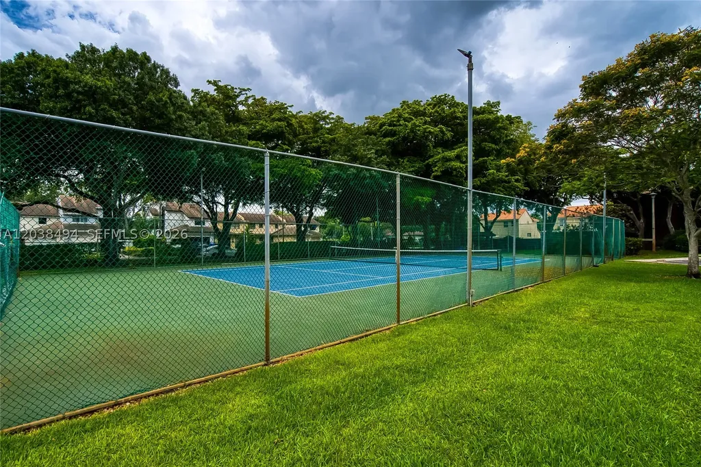 3340 Oak Drive Hollywood FL 33021