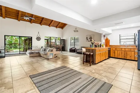 3340 Oak Drive Hollywood FL 33021
