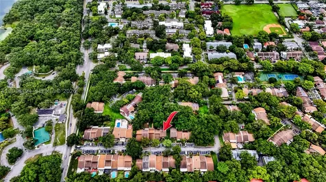 3340 Oak Drive Hollywood FL 33021