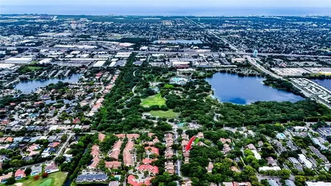 3340 Oak Drive Hollywood FL 33021