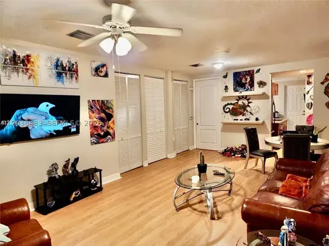 259 SW 13th Terrace Fort Lauderdale FL 33312