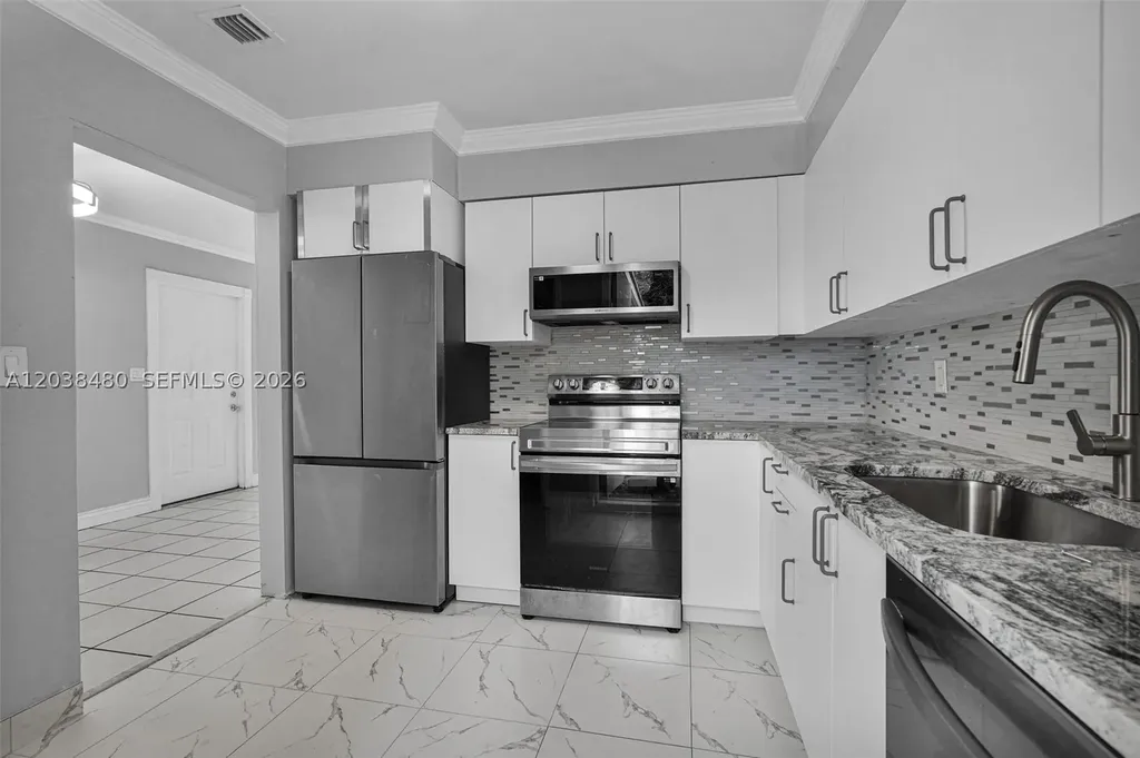6610 Johnson Street Hollywood FL 33024