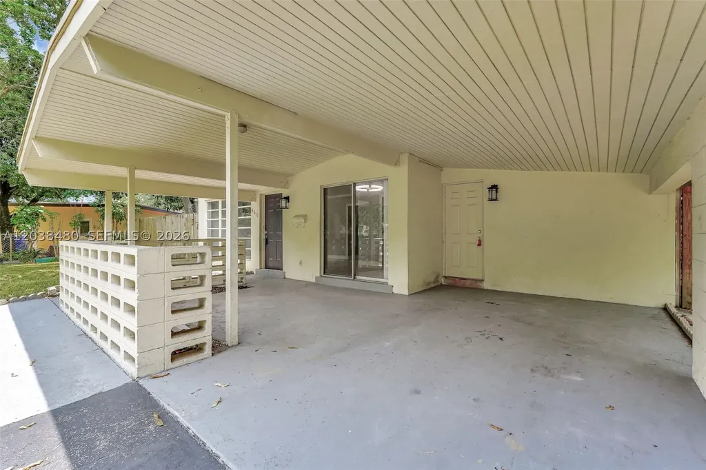 6610 Johnson Street Hollywood FL 33024