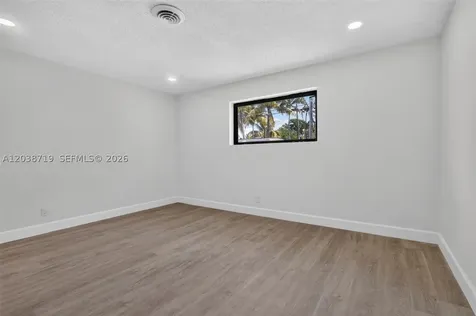 258 SW 8th Street Dania Beach FL 33004