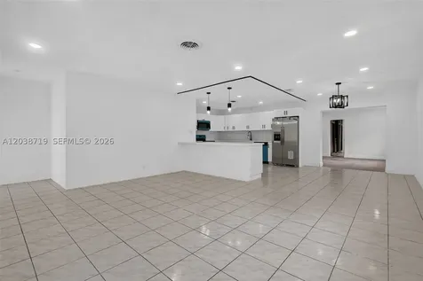 258 SW 8th Street Dania Beach FL 33004