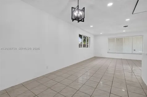 258 SW 8th Street Dania Beach FL 33004