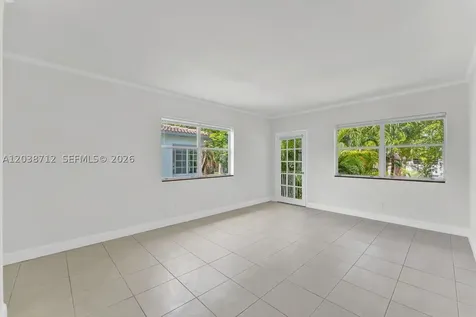 653 Michigan Avenue Miami Beach FL 33139