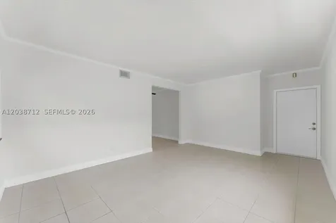 653 Michigan Avenue Miami Beach FL 33139